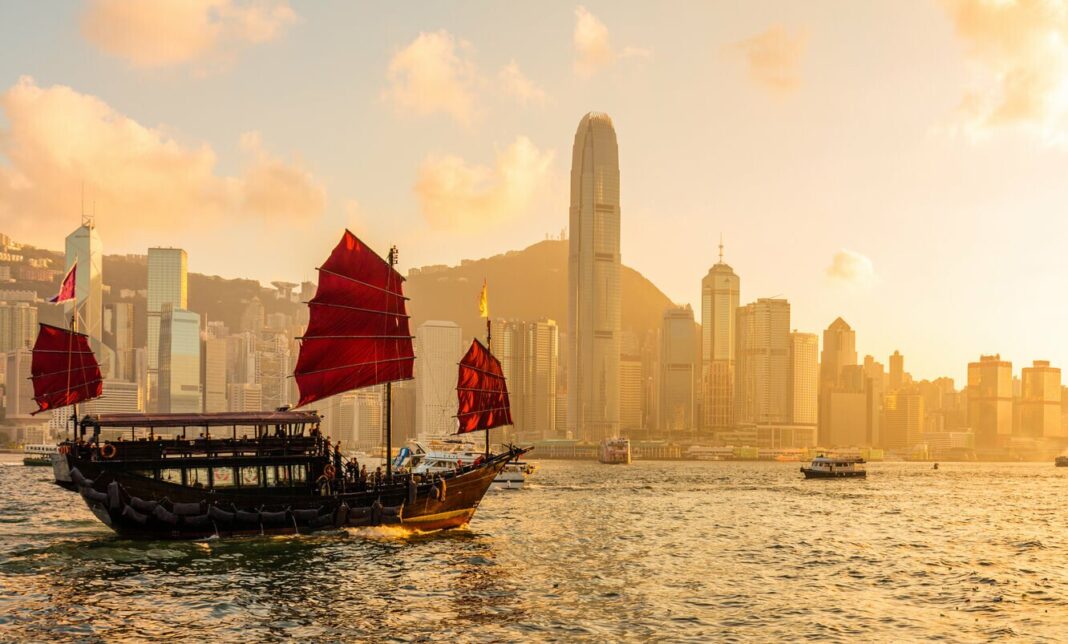 Hong Kong Harus Mengikuti Singapura Jepang dalam Crypto