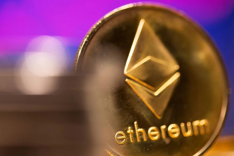 Fidelity mencari lampu hijau untuk Ethereum ETF, setelah pengajuan BlackRock